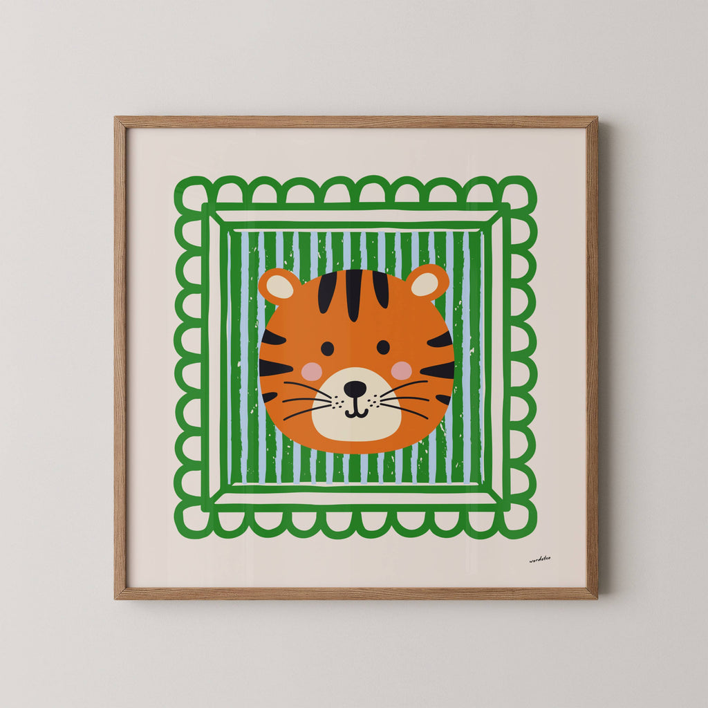 PLAYFUL TIGER PRINT