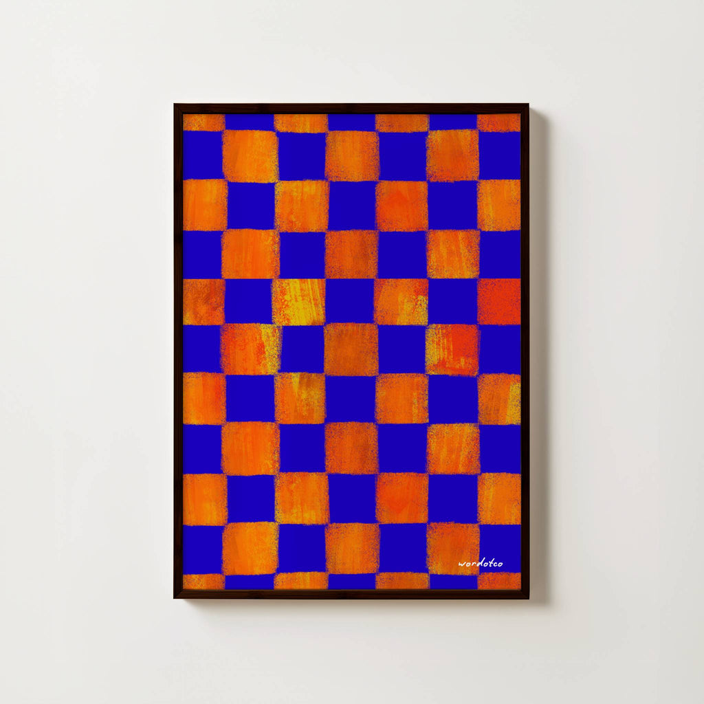 CLASSIC CHECKERED PRINT