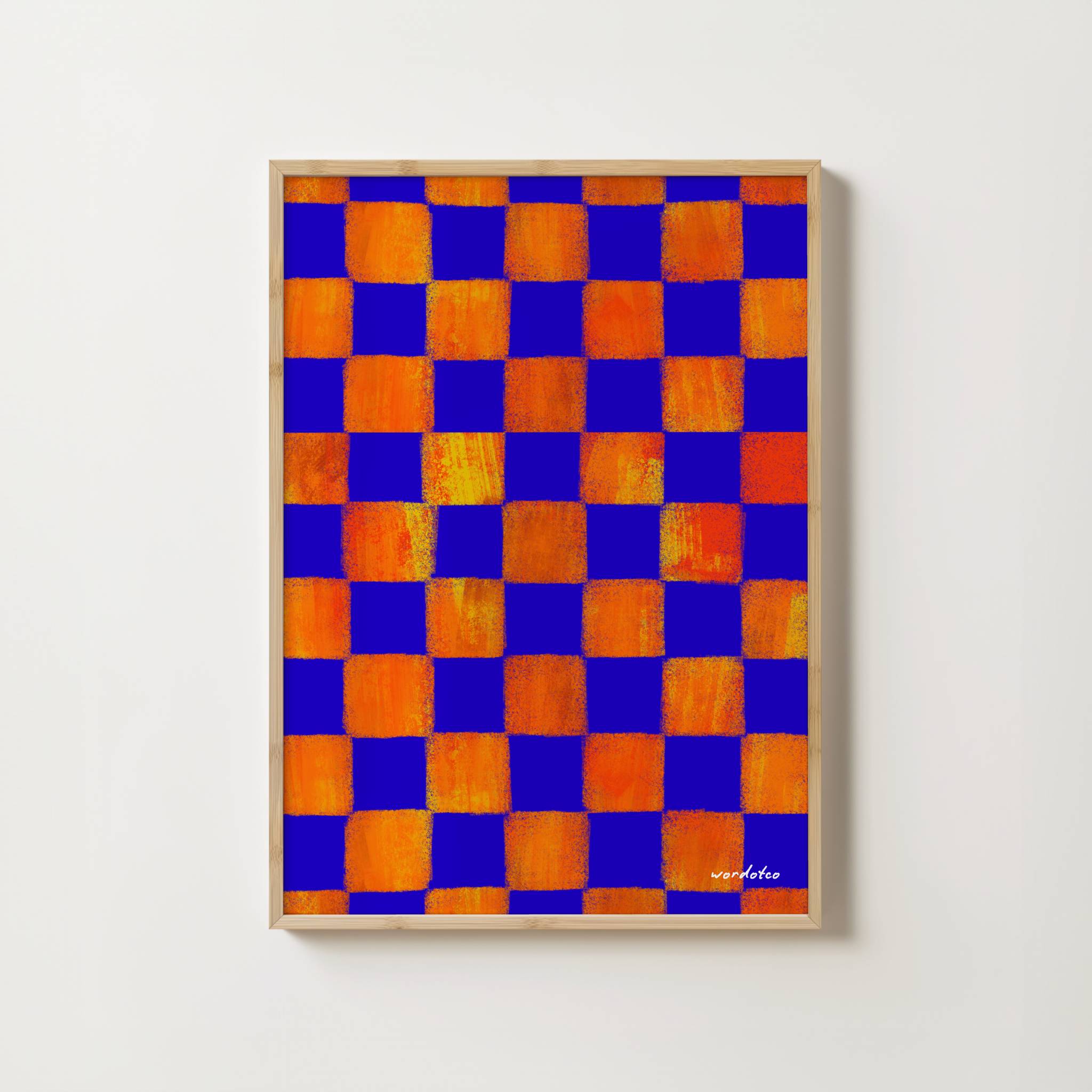 CLASSIC CHECKERED PRINT