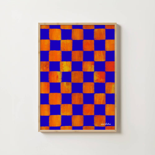 CLASSIC CHECKERED PRINT