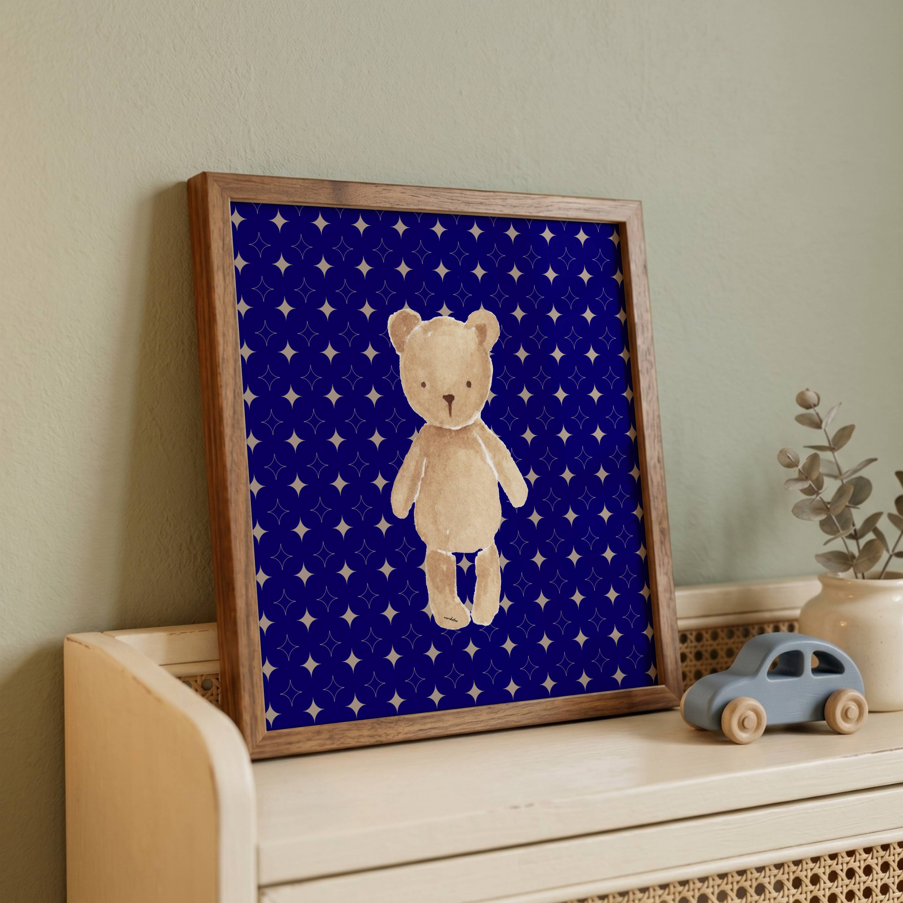 VINTAGE BEAR PRINT