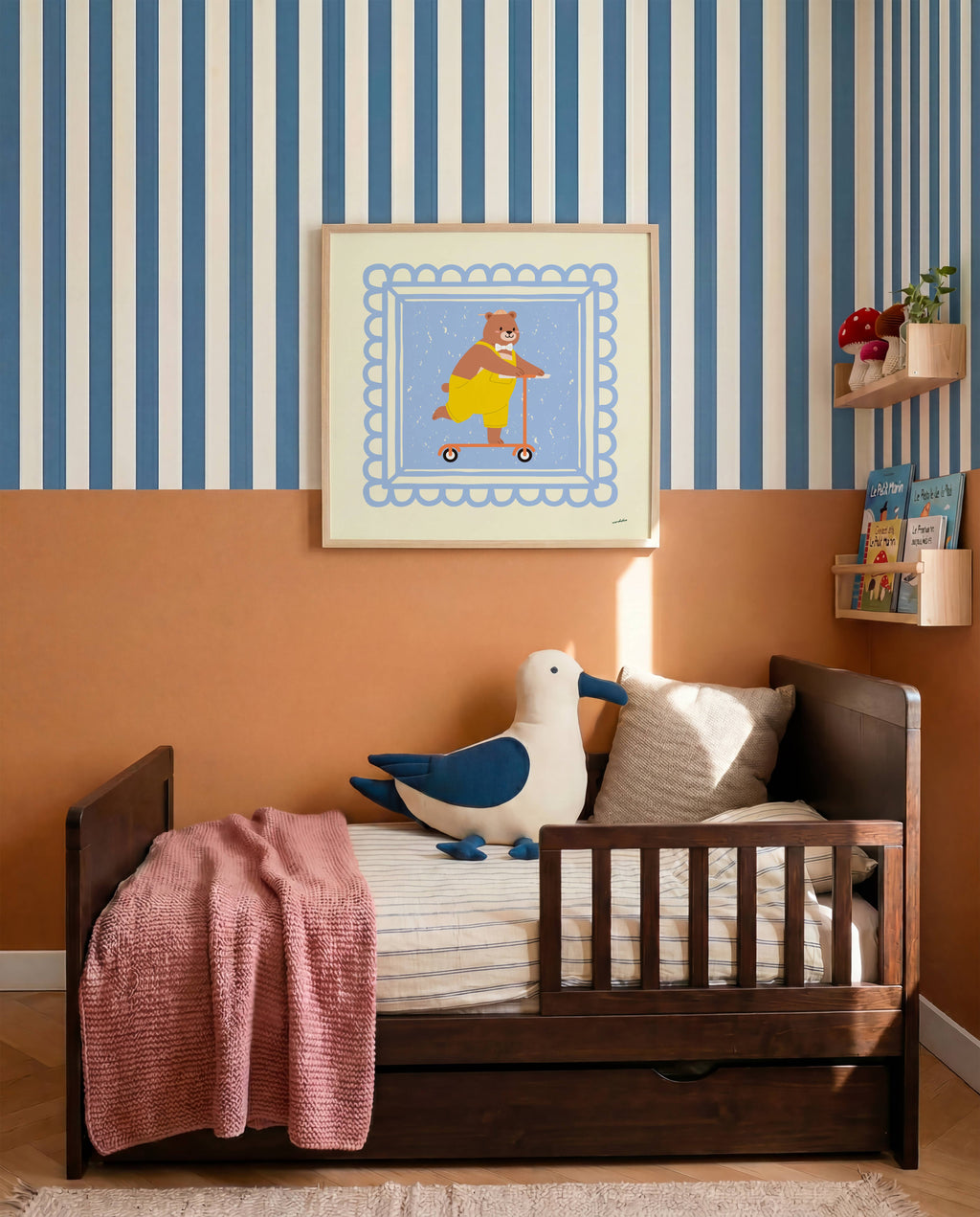BEAR ON SCOOTER PRINT
