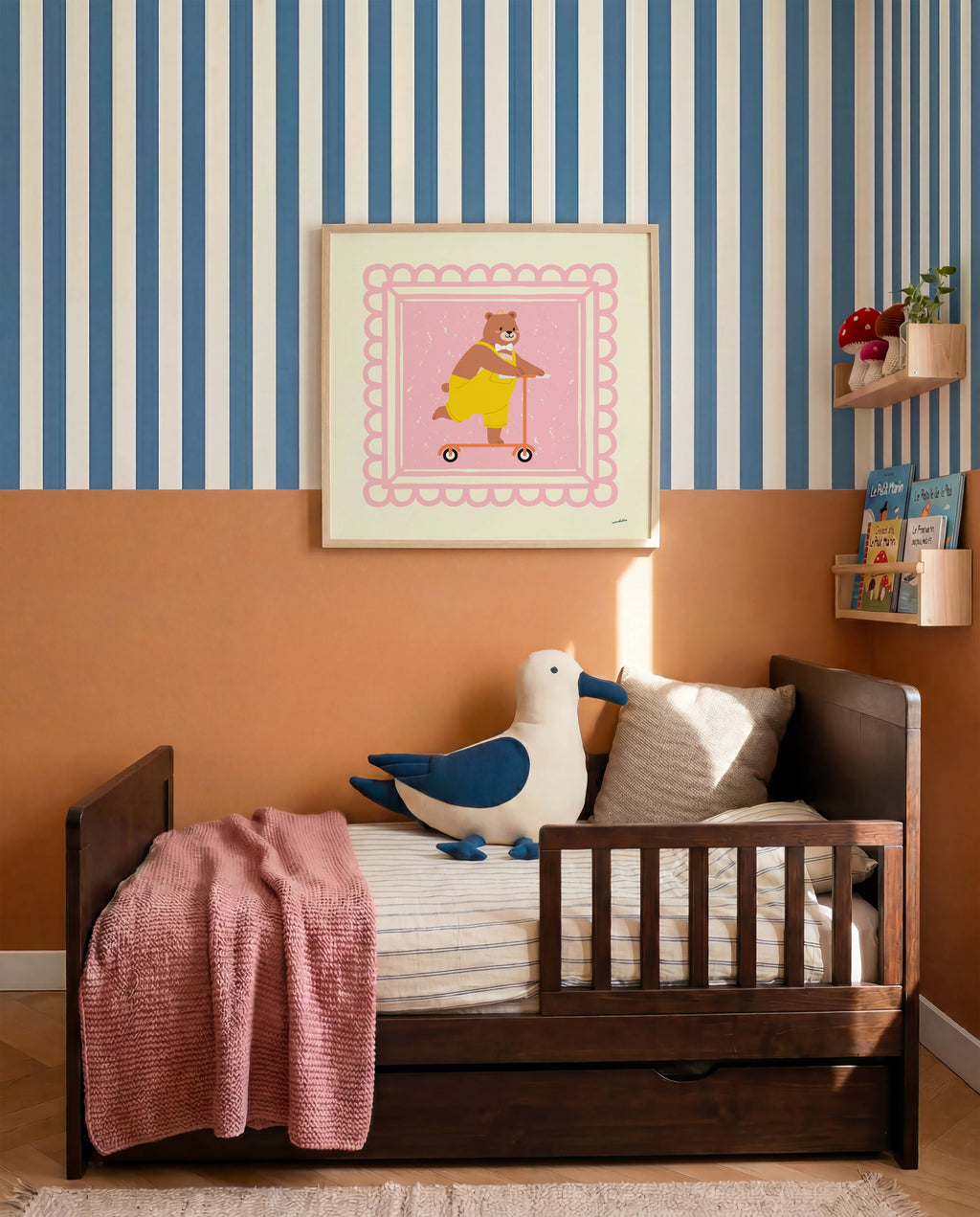 BEAR ON SCOOTER PRINT
